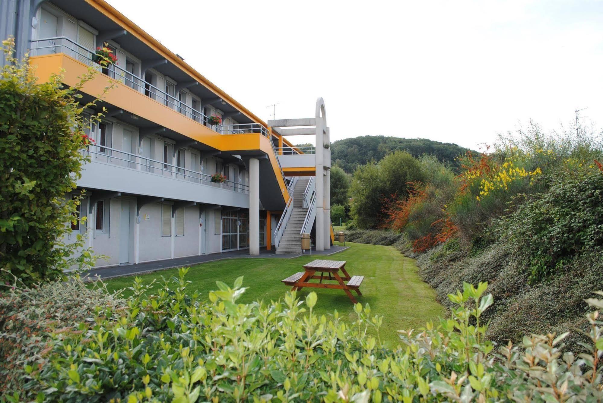 Premiere Classe Honfleur La Rivière-Saint-Sauveur Buitenkant foto